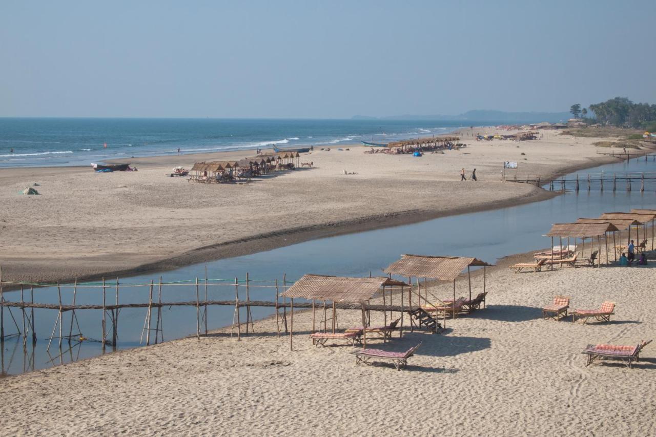 Mandrem Retreat Beach Resort 果阿旧城 外观 照片