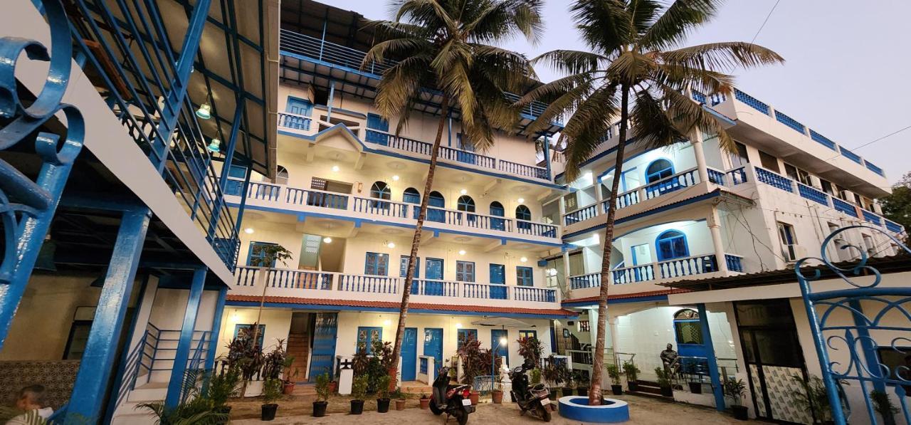 Mandrem Retreat Beach Resort 果阿旧城 外观 照片