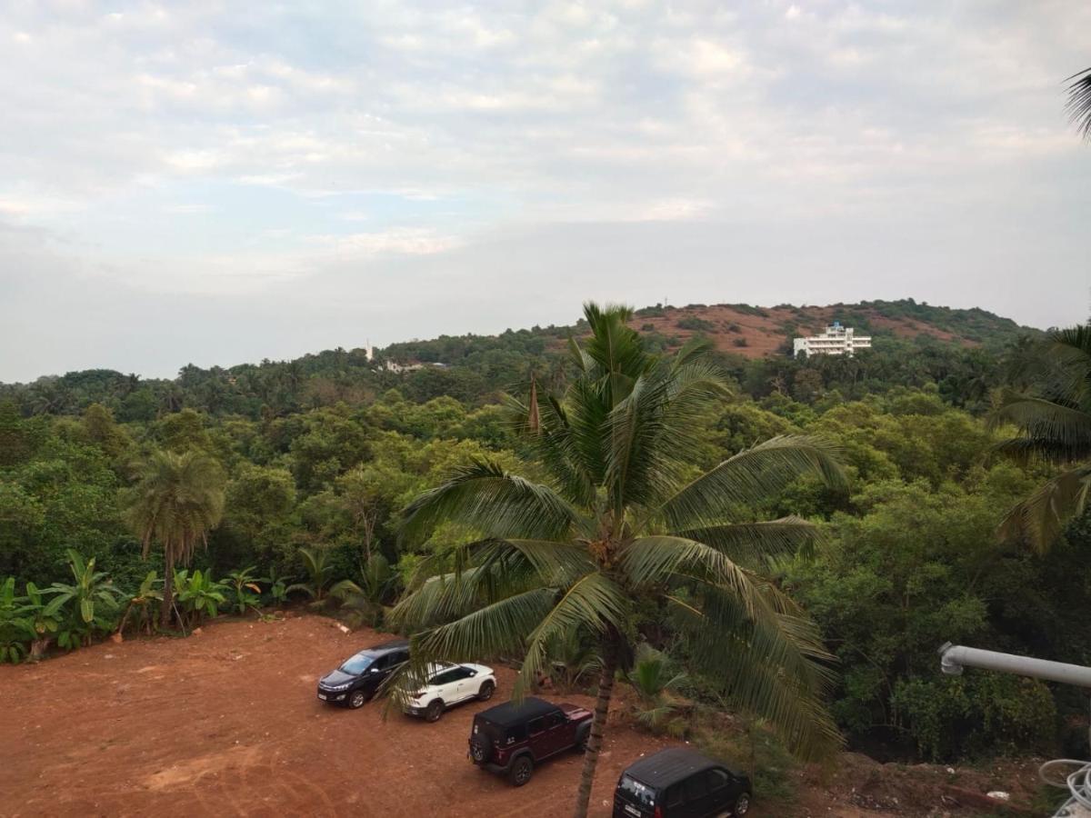 Mandrem Retreat Beach Resort 果阿旧城 外观 照片